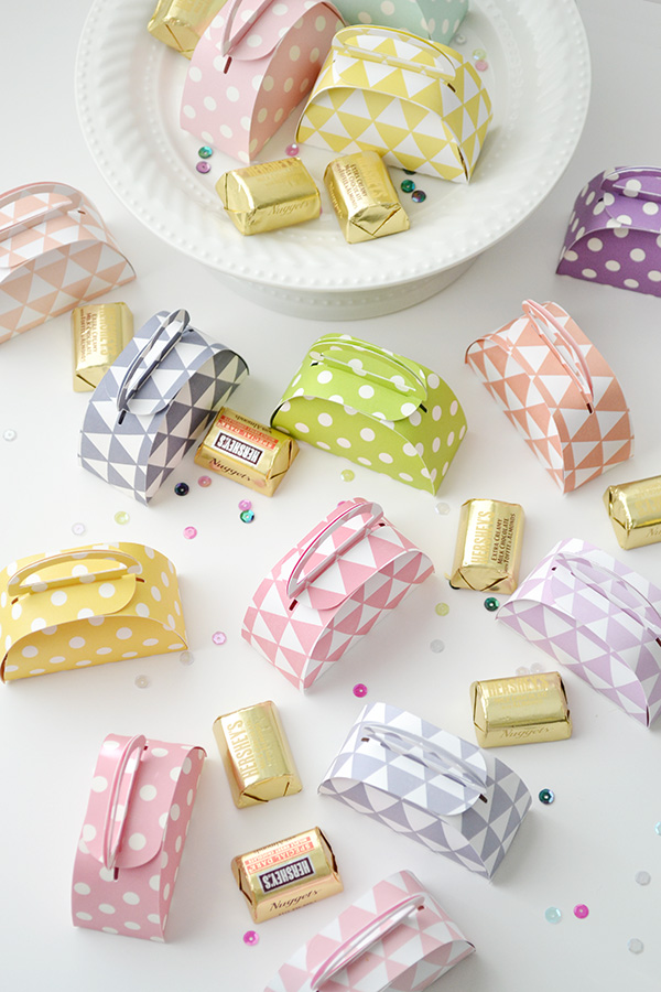 Aly Dosdall handbag favor boxes