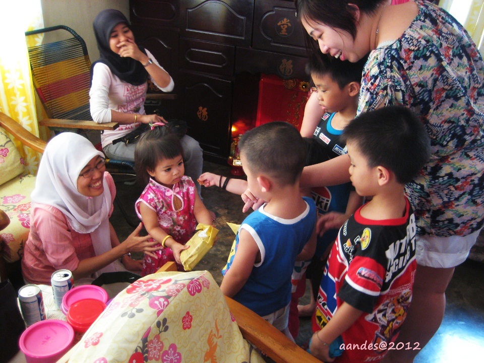 **Hubby, Kids & Me**