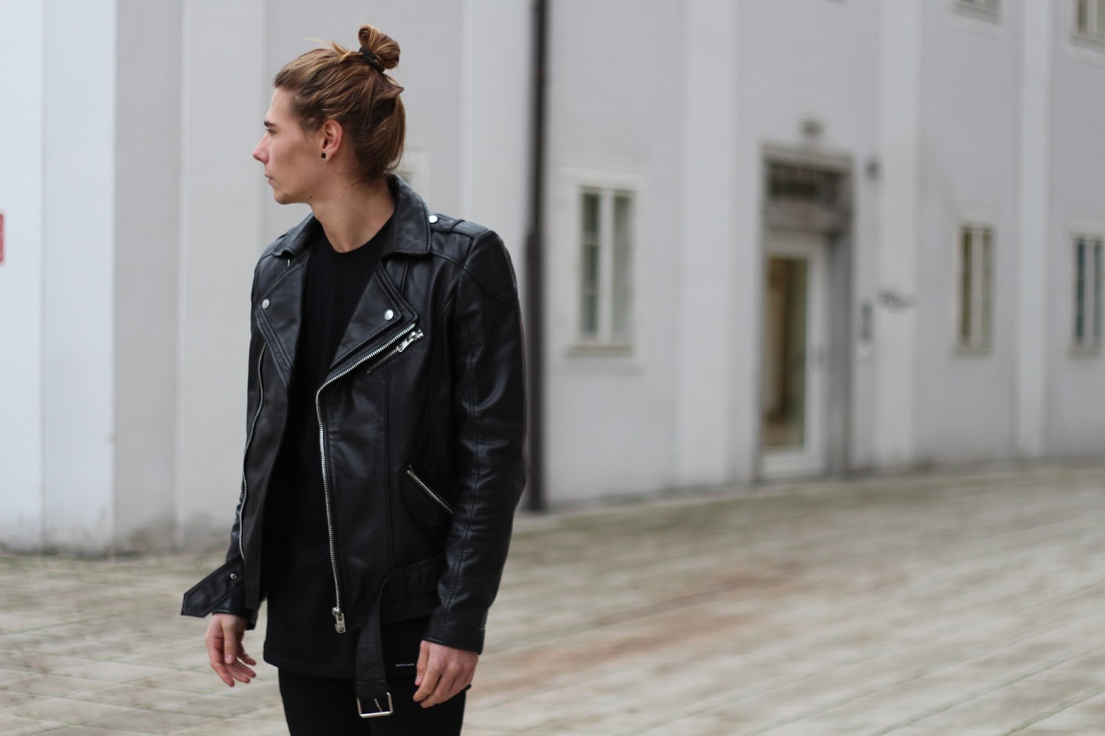 Edler Schwarzer Ledermantel Von Bester Qualitat Gr S 36