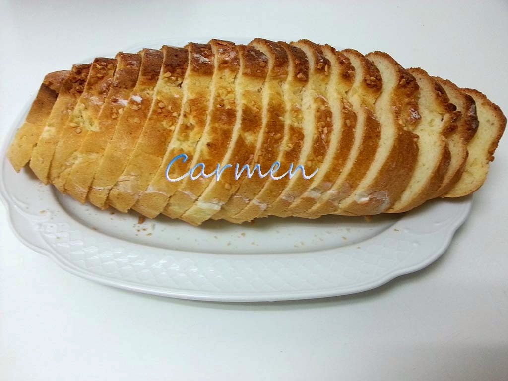 Caprichos sin gluten Brioche en panera Lekué