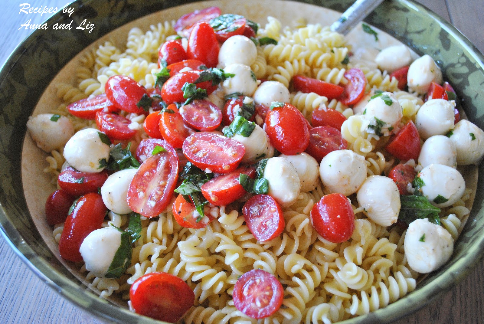 EASY Pasta Salad with Bocconcini, Tomatoes and Basil 2 Sisters