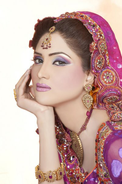 Actress Website: Beautiful Actress Fiza Ali Images