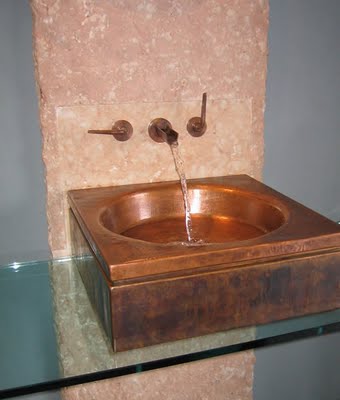 Decoración de interiores: Diseño para el Baño en Cobre por Ago