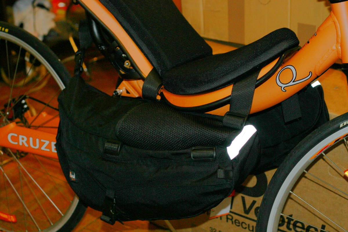 Recumbent bikology in the urban jungle. Panniers and bags for Cruzbike