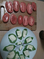sliced cheese and sliced tomatoes