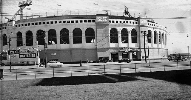 1967 IL Maple Leaf Stadium Final Baseball Game Program Toronto Maple Leafs  Vtg