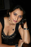 Telugu, actress, farah, khan, hot, cleavage, photos