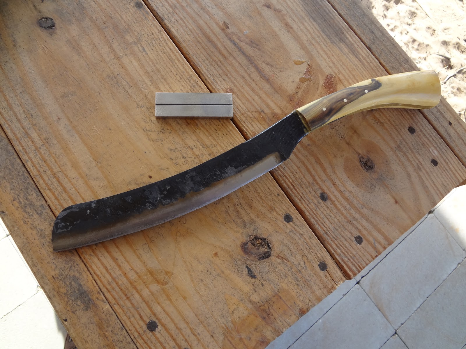 Woods Roamer The Woods Roamer Survival Knife