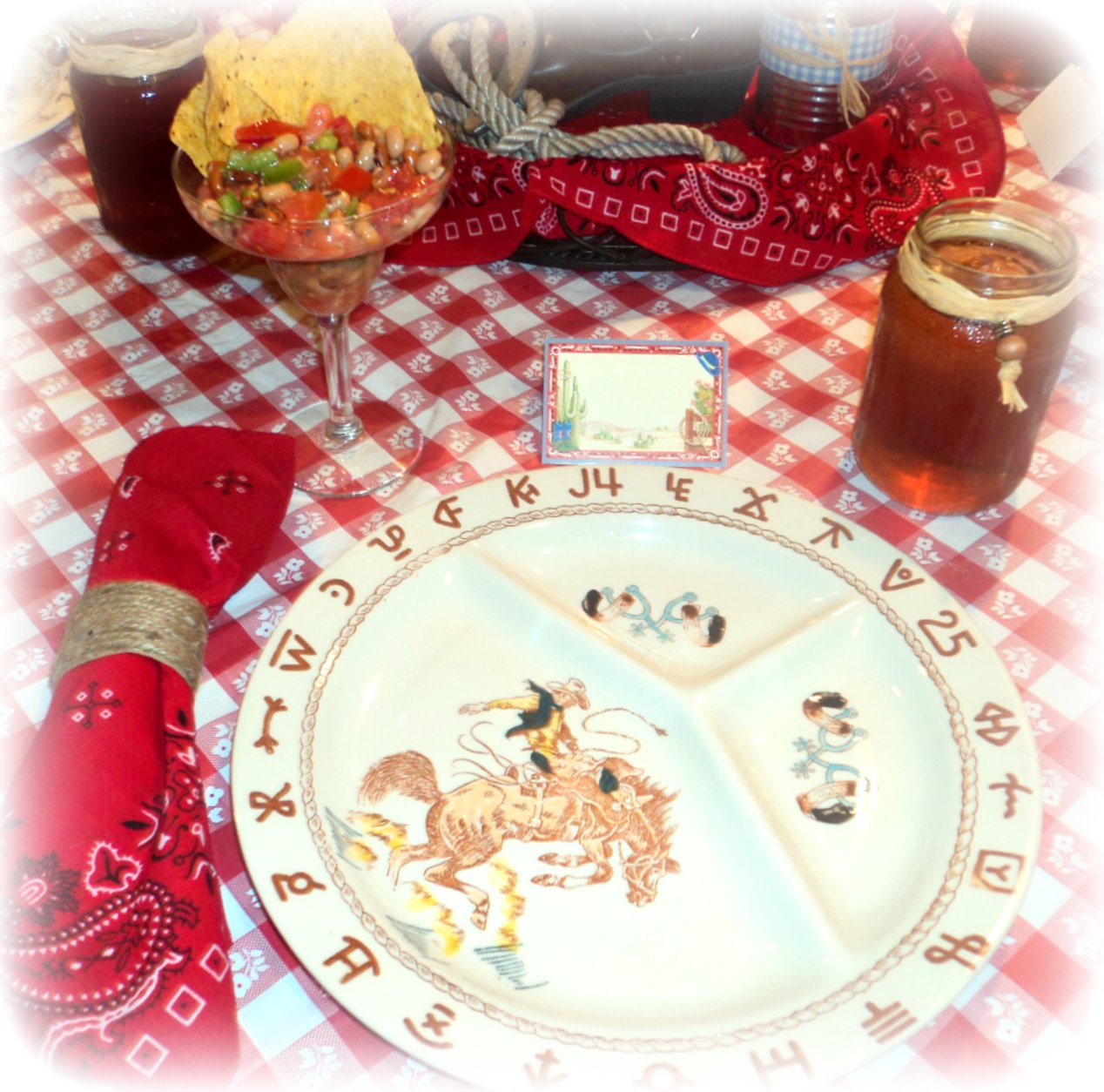 REinvented style REceiving guests Western tablescapes