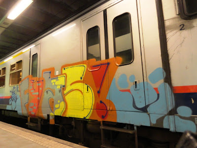 photos de graffitis de trains