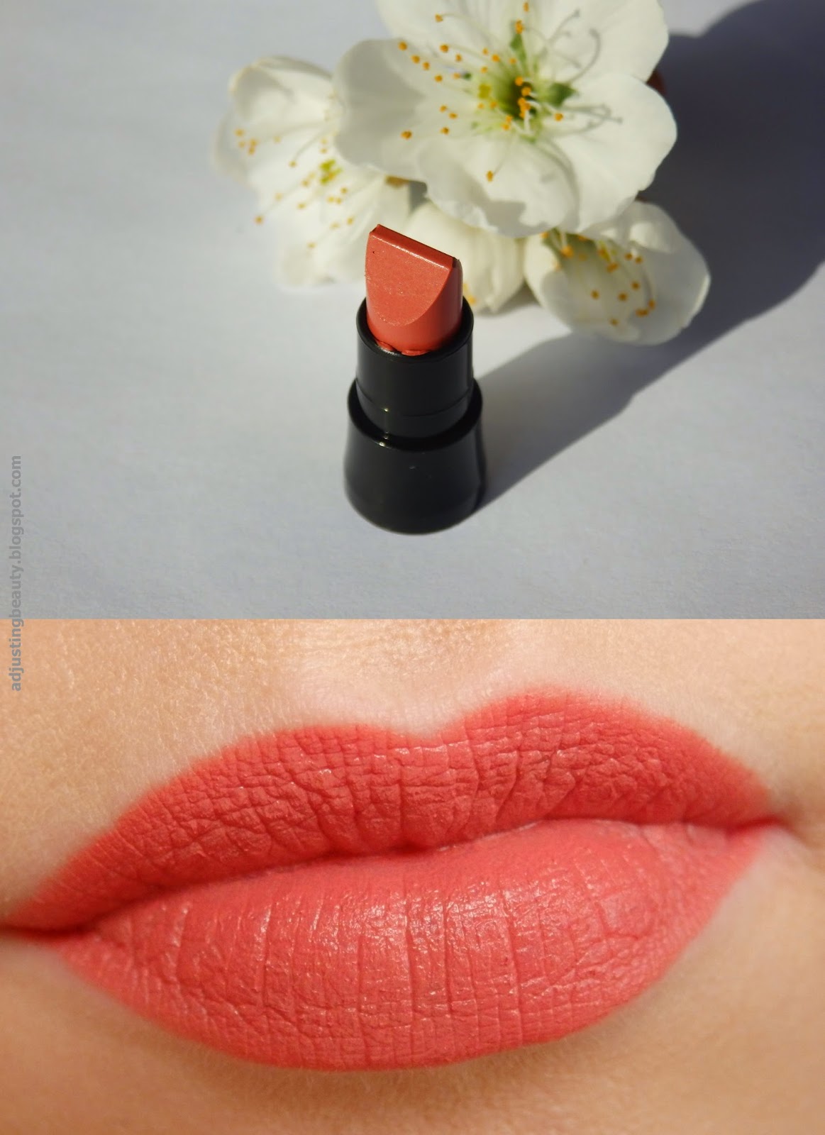 Review Avon Ultra Colour Matte lipsticks (Matte Rose, Matte Peach