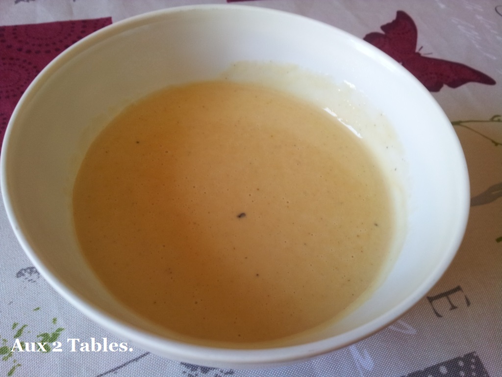 AUX 2 TABLES... Sauce Diane.