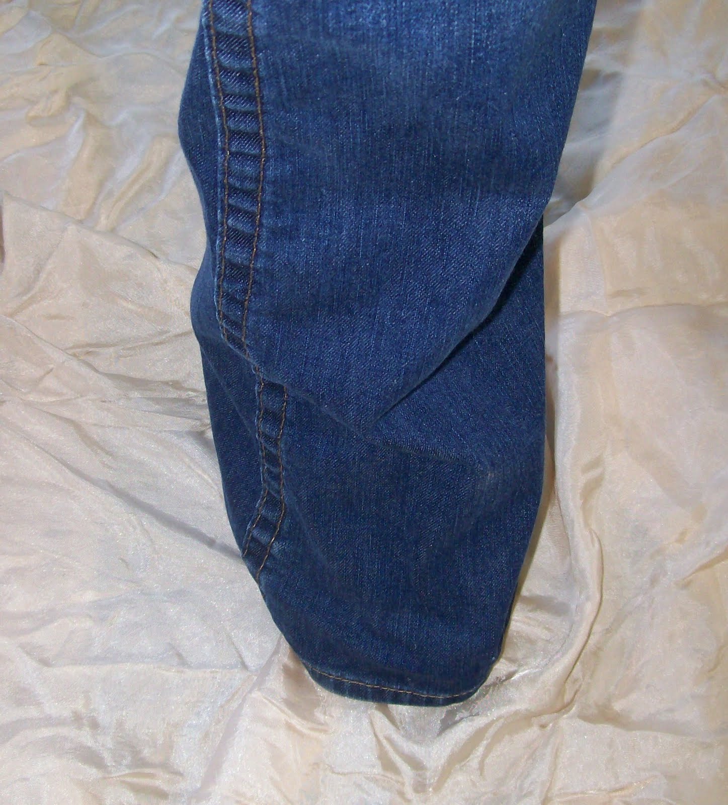 DIY Dovinea Style Easy Fashion And Style How Tos JEANS TOO LONG