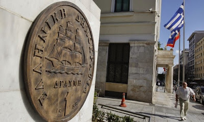 Президентът на Гърция Каролос Папуляс ще назначи служебно правителство, което съгласно конституцията на страната ще управлява страната 30 дни до провеждането на нови избори