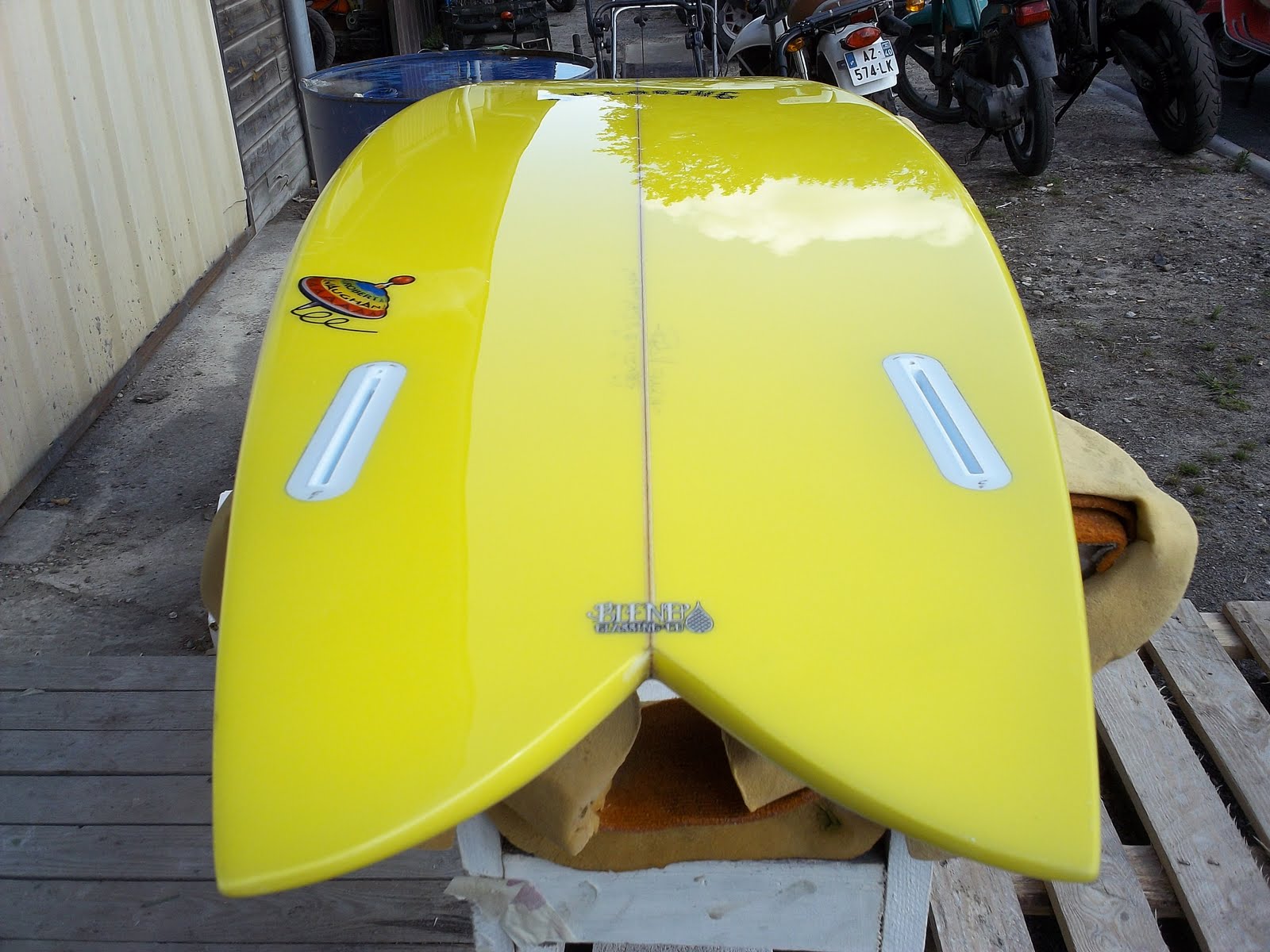 ///GLASS OR DIE///: Polish day at Blend Glassing co.