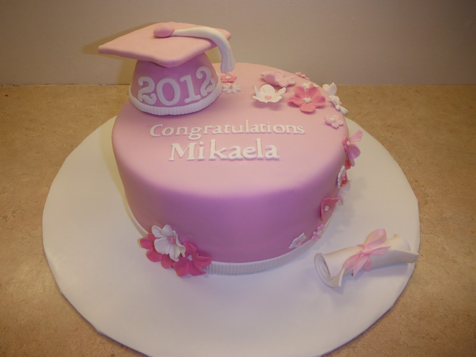 girly graduation cake
