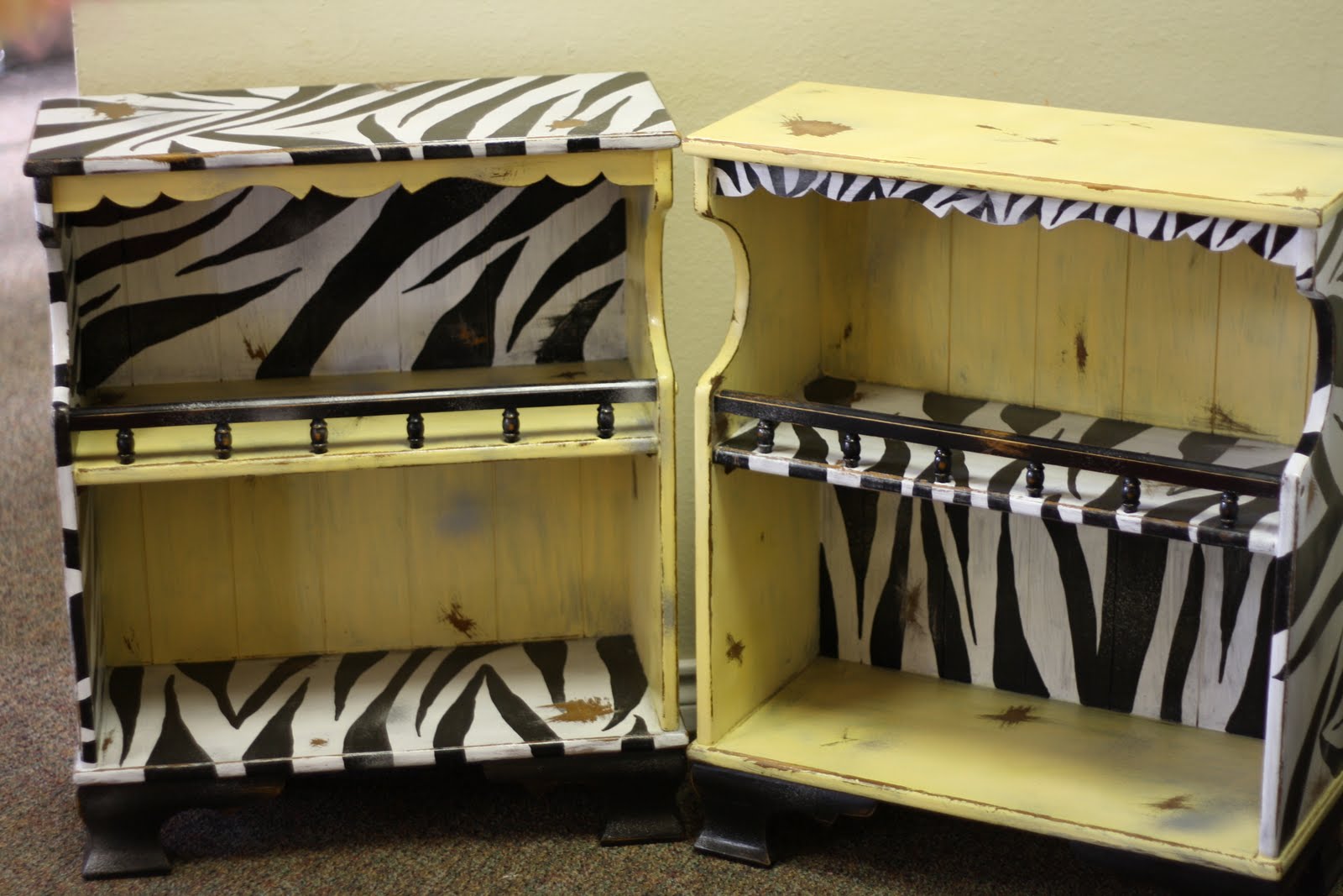 jjSparkles MARTY's rustic zebra bookshelves