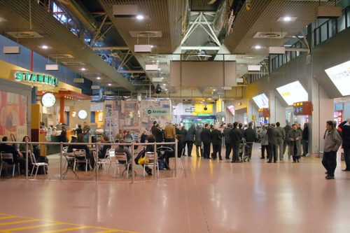 Foto bij hoofdstuk 33. ~ NIALL POV.