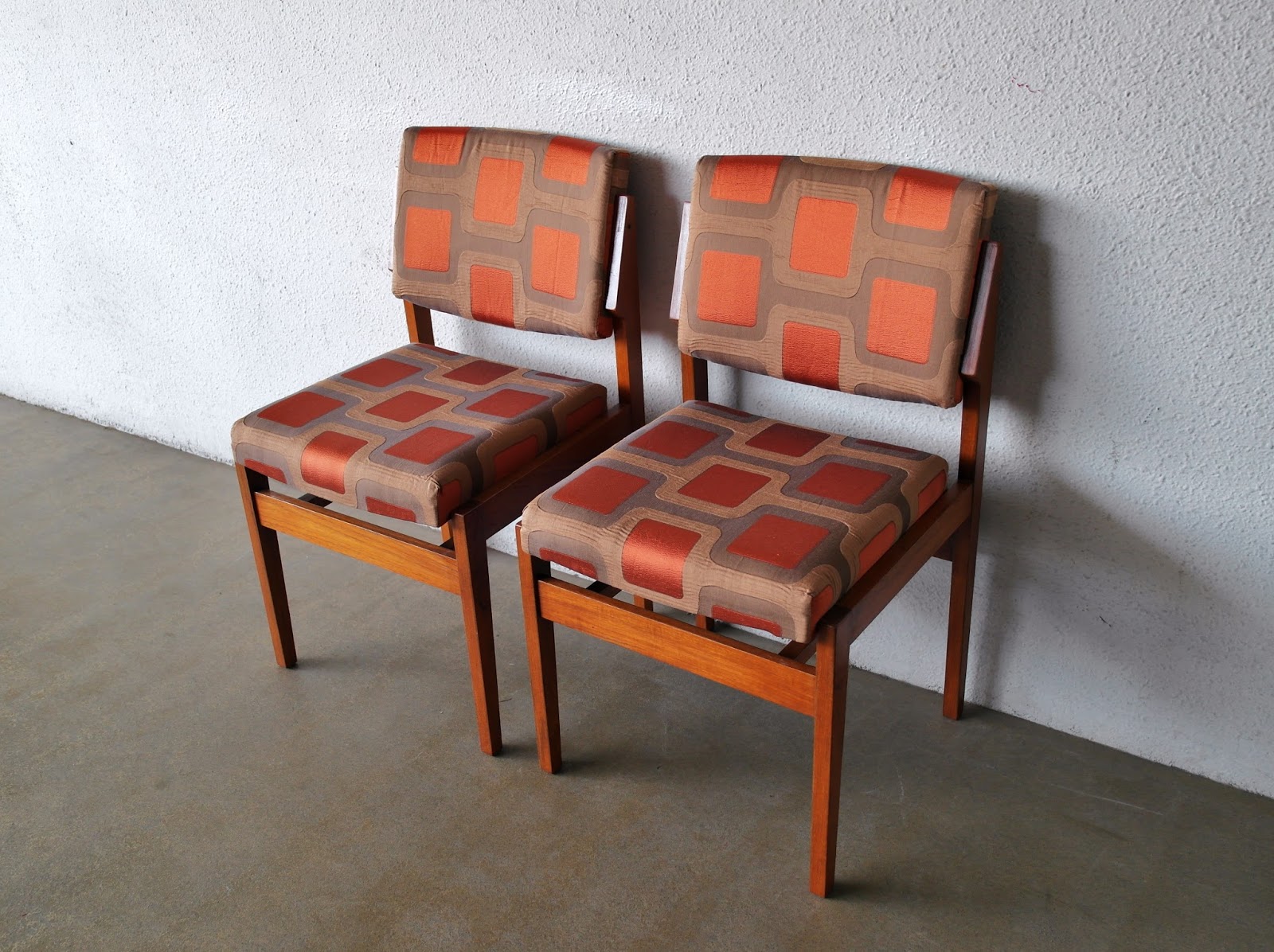 chairs+midcentury+retro+fabric.JPG (1600×1196) Rétro