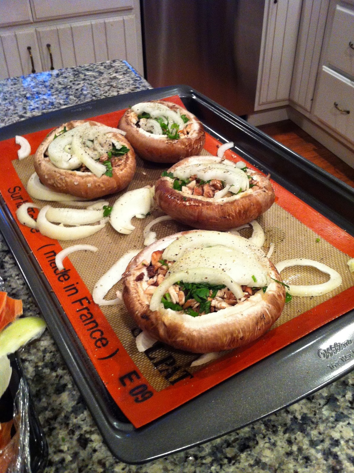 3 ingredient Stuffed Portobellos