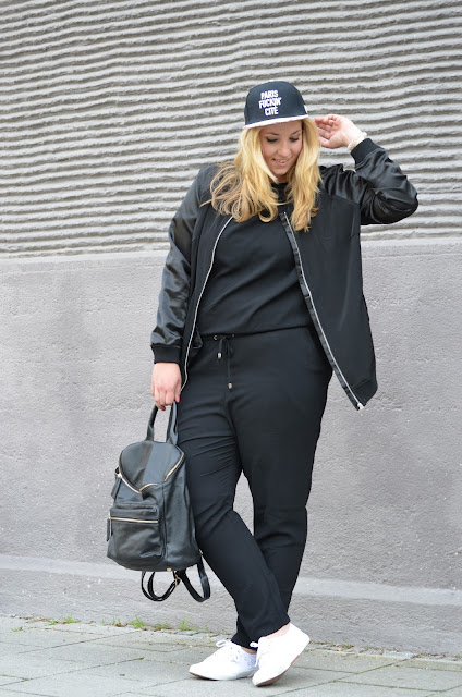 Fashion_Plussize_Plussize Blogger_Jumpsuit_Curve_Junarose_Fashionblogger München_Plussize Blogger München_Plussize Blogger Deutschland