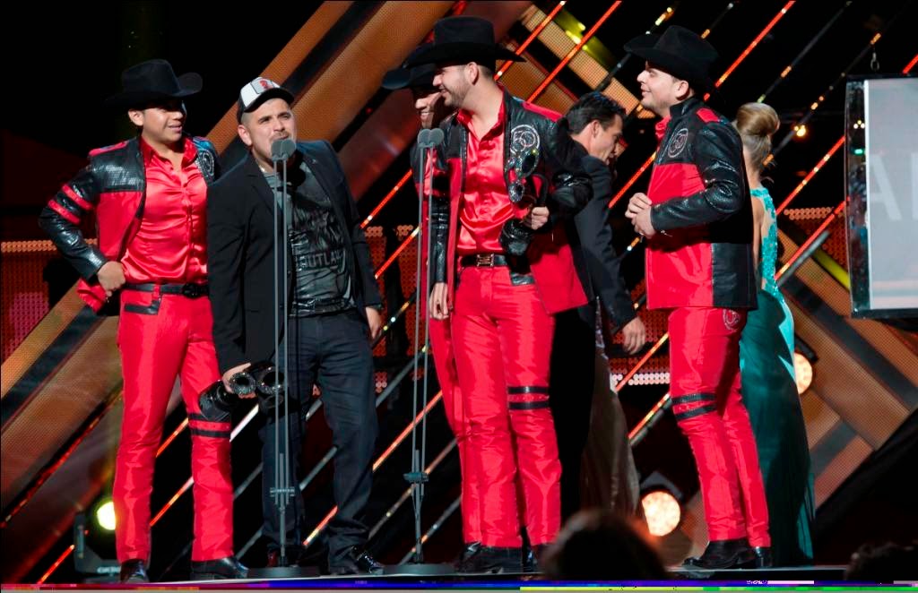gerardo ortiz y banda ms favoritos a los premios de la radio 2016 gerardo ortiz y banda ms favoritos a los premios de la radio 2016 gerardo ortiz y banda ms favoritos a los premios de la radio 2016 gerardo ortiz y banda ms favoritos a los premios de la radio 2016