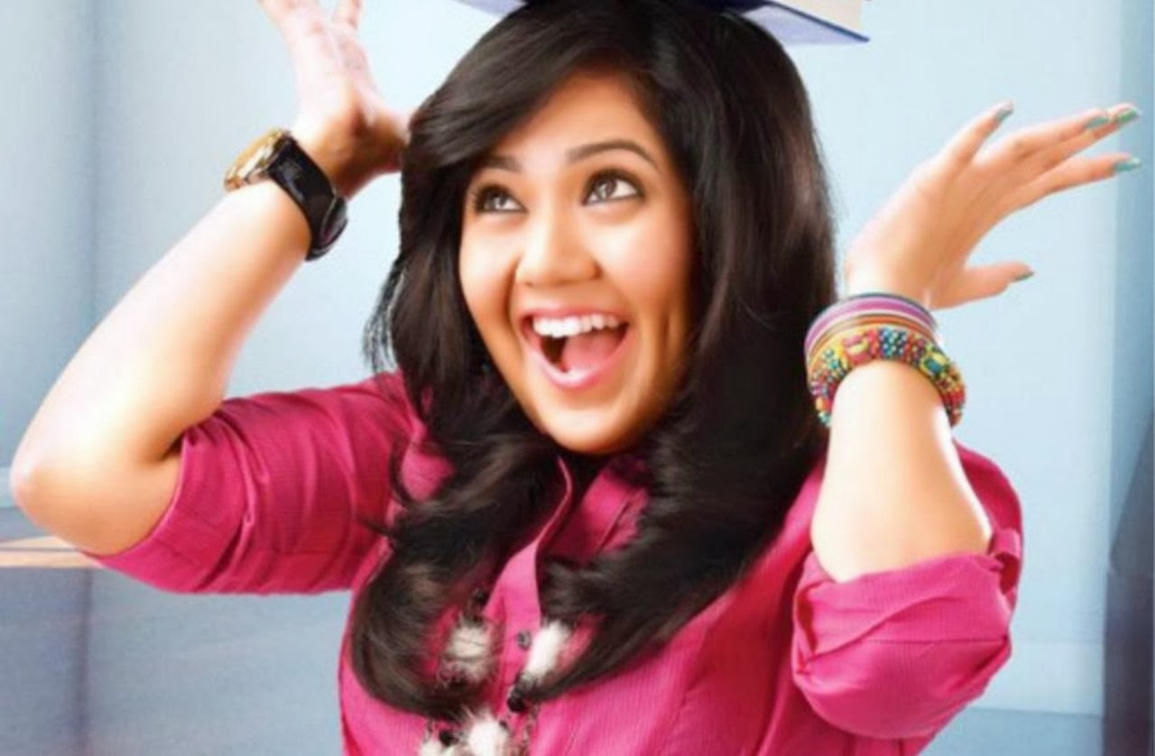 Watch Roopal Tyagi 2007 video Watch Roopal Tyagi 2007 video