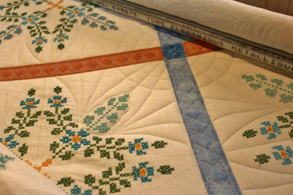 Sarah Lynn s Quilting: Secondary Pattern, Cross-Stitch Block Quilt