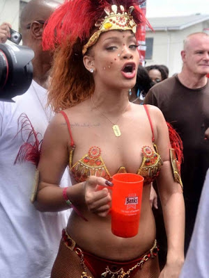 Rihanna: Drunken Queen of Barbados parade