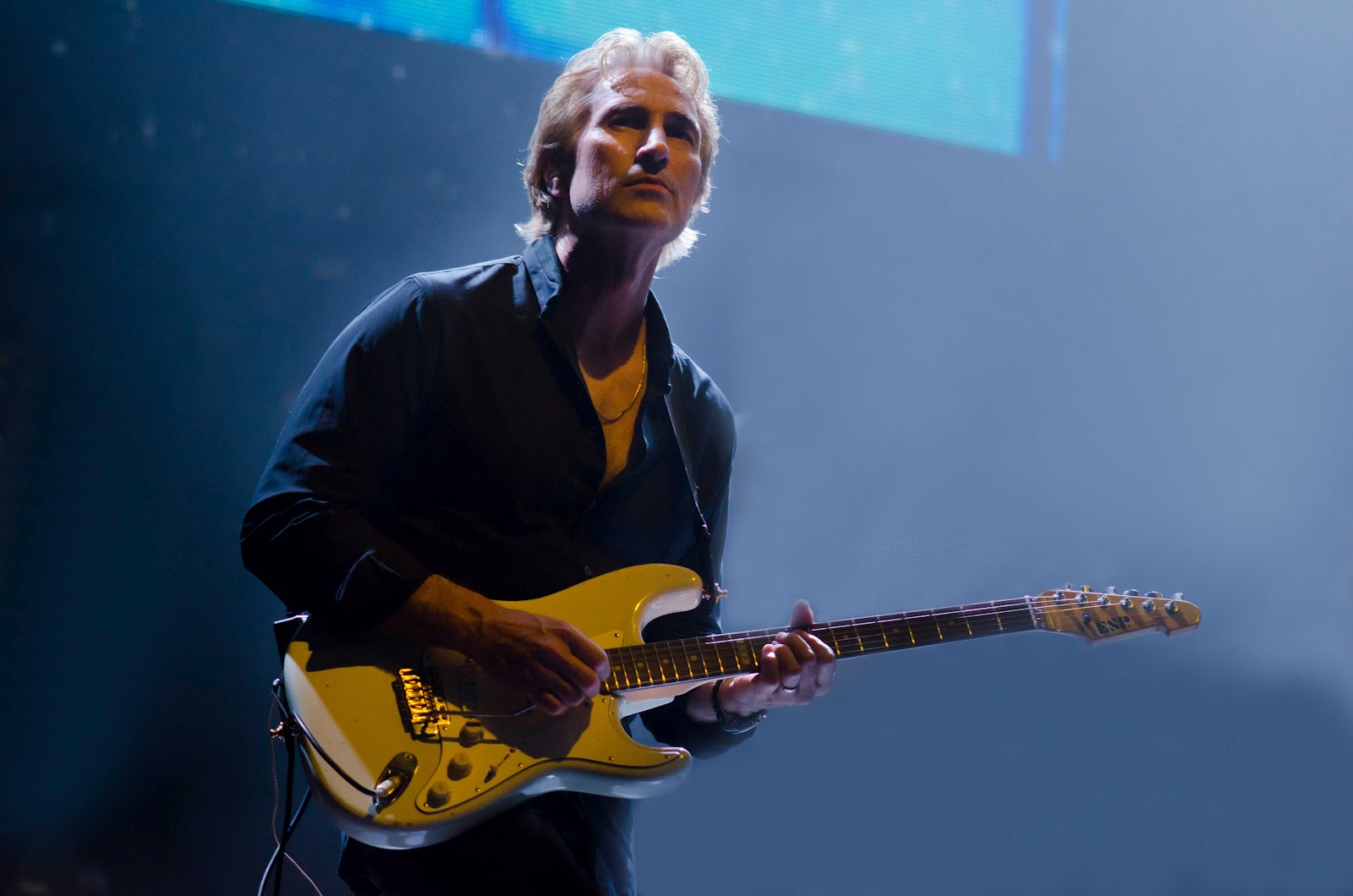 Australian Guitar Star Brett Garsed Fuels His Flowing Style With HARMAN