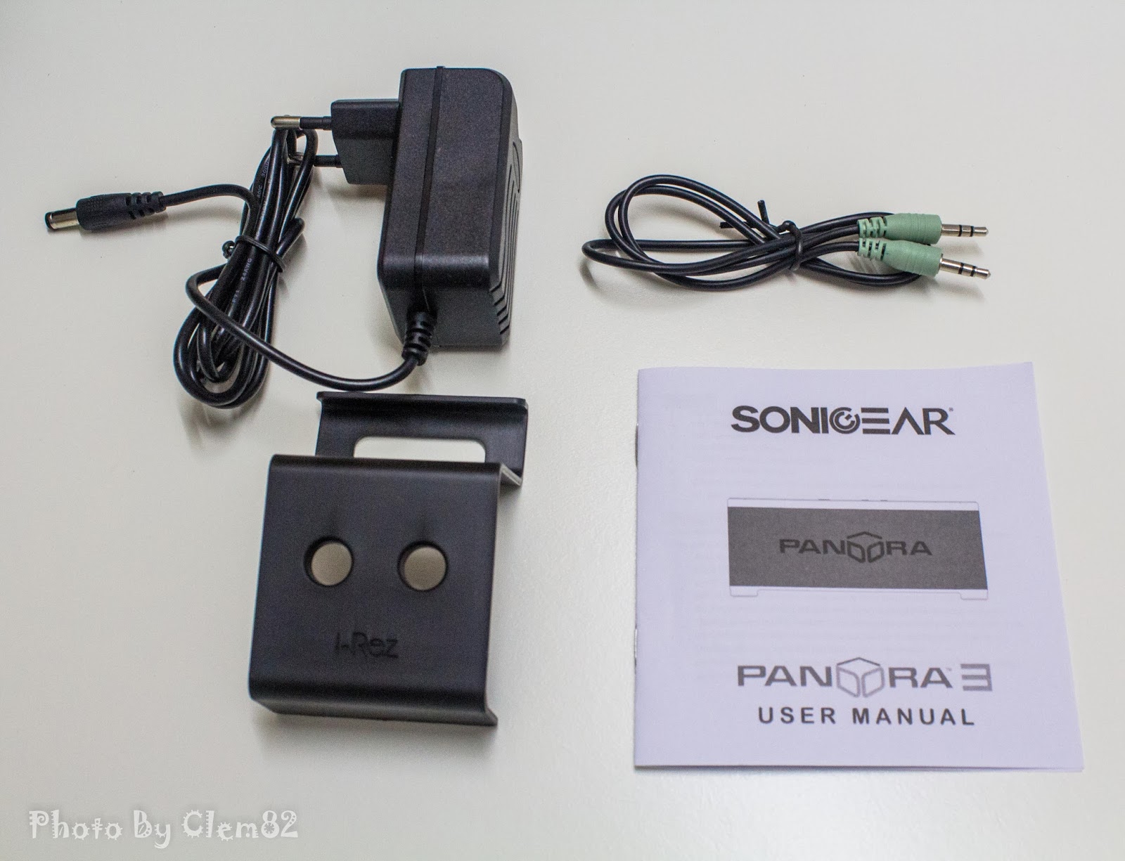 Opening Pandora's Box: SonicGear Pandora Wireless Bluetooth Media Player Series 84