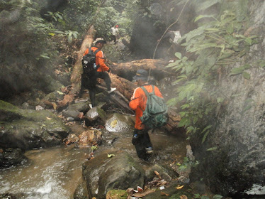 RIVER TRACKING AEK BATU LAYANG