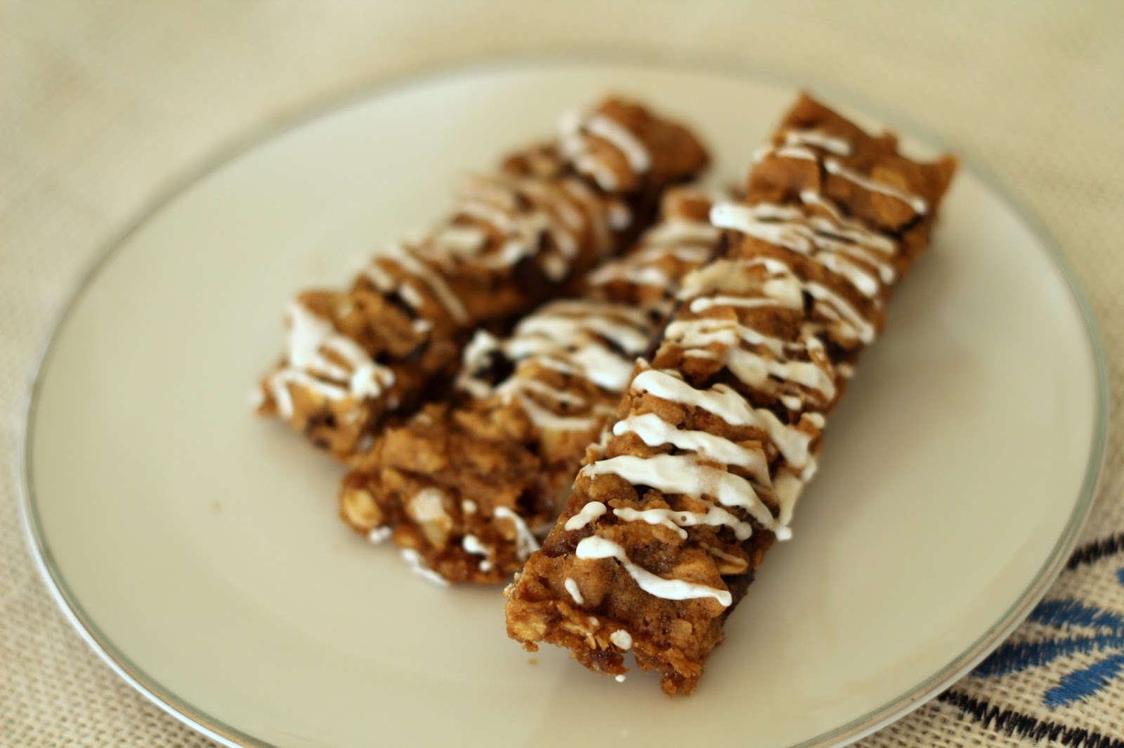 Harpsichordian Chewy Oatmeal Logs From Atk