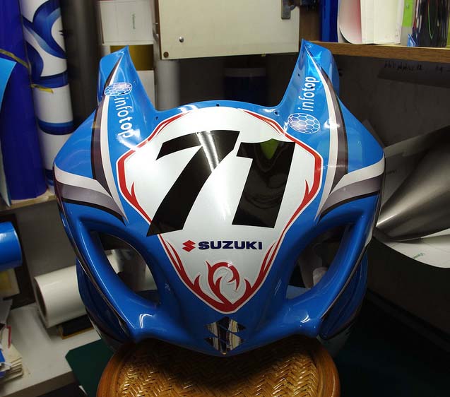 Machines de courses ( Race bikes ) - Page 10 Suzuki+Kagayama+2012+06