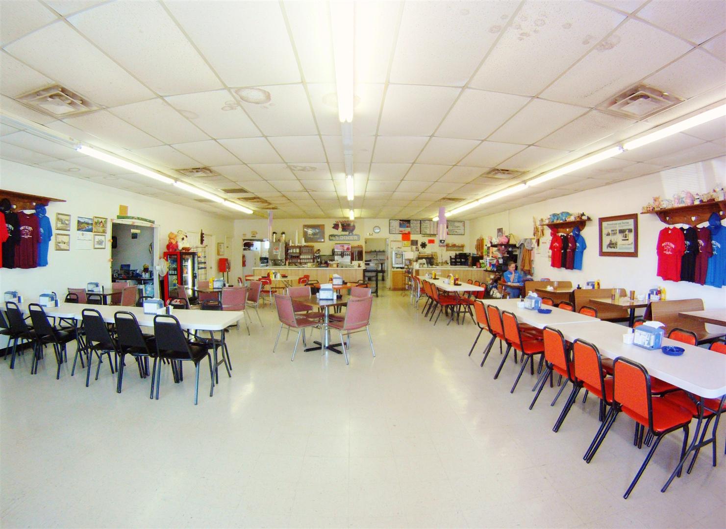 Countryside Food Rides Porky Pig Diner (Pig, KY)