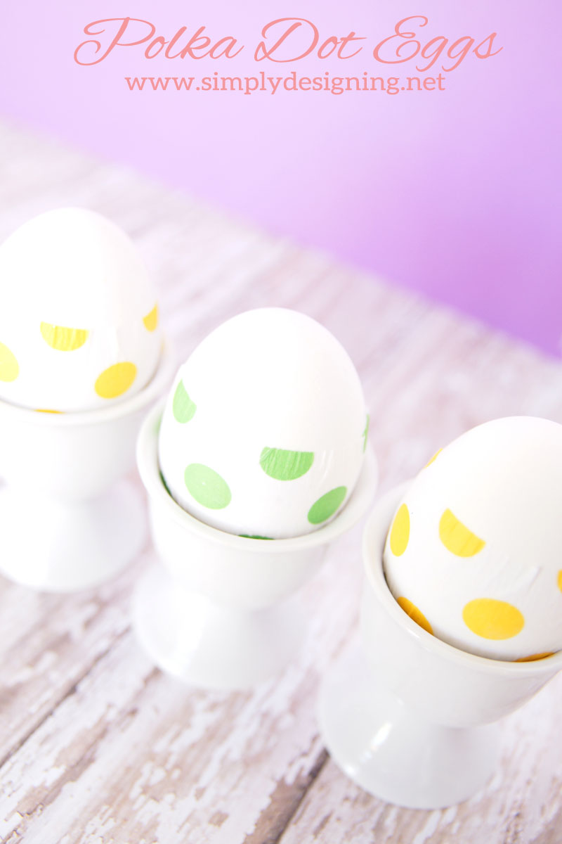 Polka Dot Easter Eggs | a simple way to decorate Easter Eggs this year for just pennies!  | #easter #eastereggs #crafts #eastercrafts #lifeforless #pmedia #ad