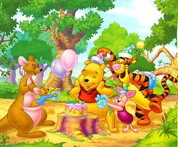 http://1.bp.blogspot.com/-H6QYKybb0IA/Ta2vuX5MKpI/AAAAAAAAACg/LdzYyksWRbI/s1600/winnie-the-pooh-compleanno1.jpg