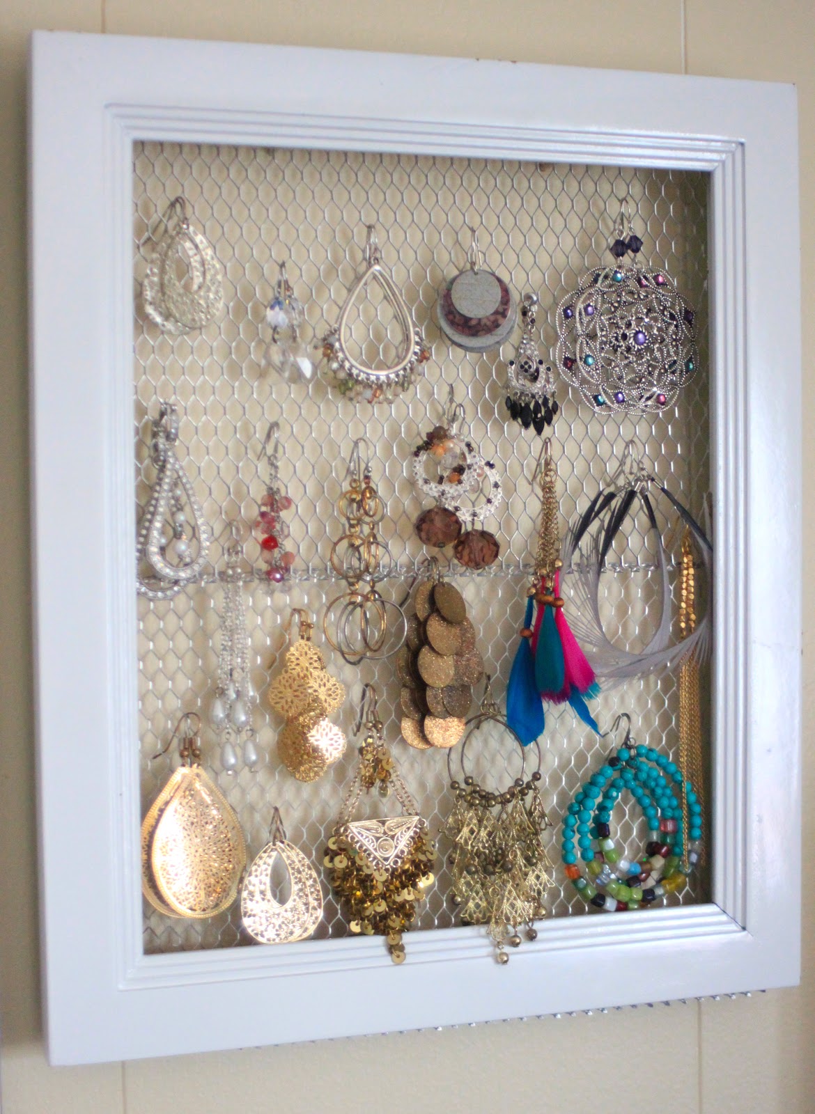 Good Clean Fun: DIY Jewelry Display