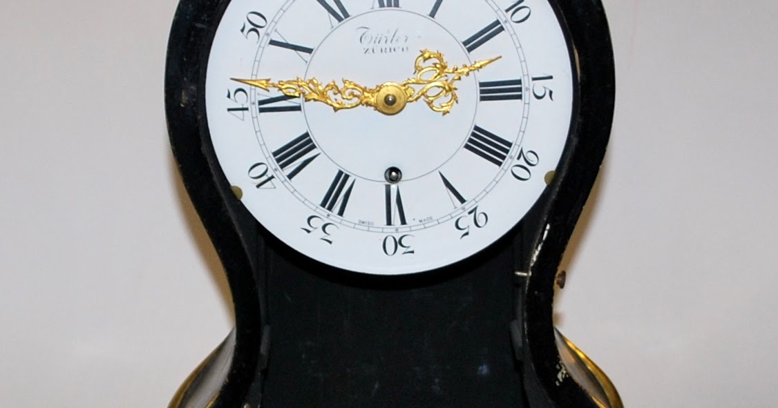 clockmaker tales A clock with one winding hole that strikes the hour?