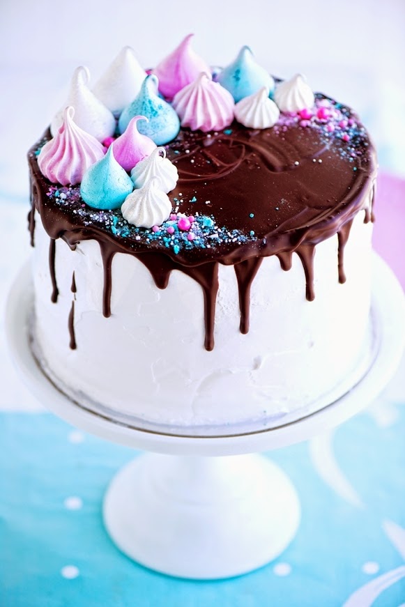 My Own Party Ideas MERINGUE DREAM CAKE