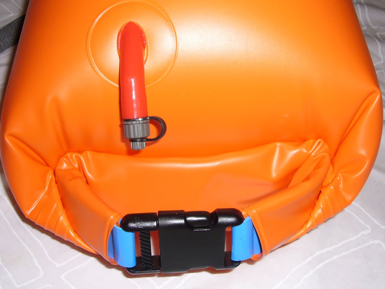 SaferSwimmer Float Review Swimming safe without hindering your performance