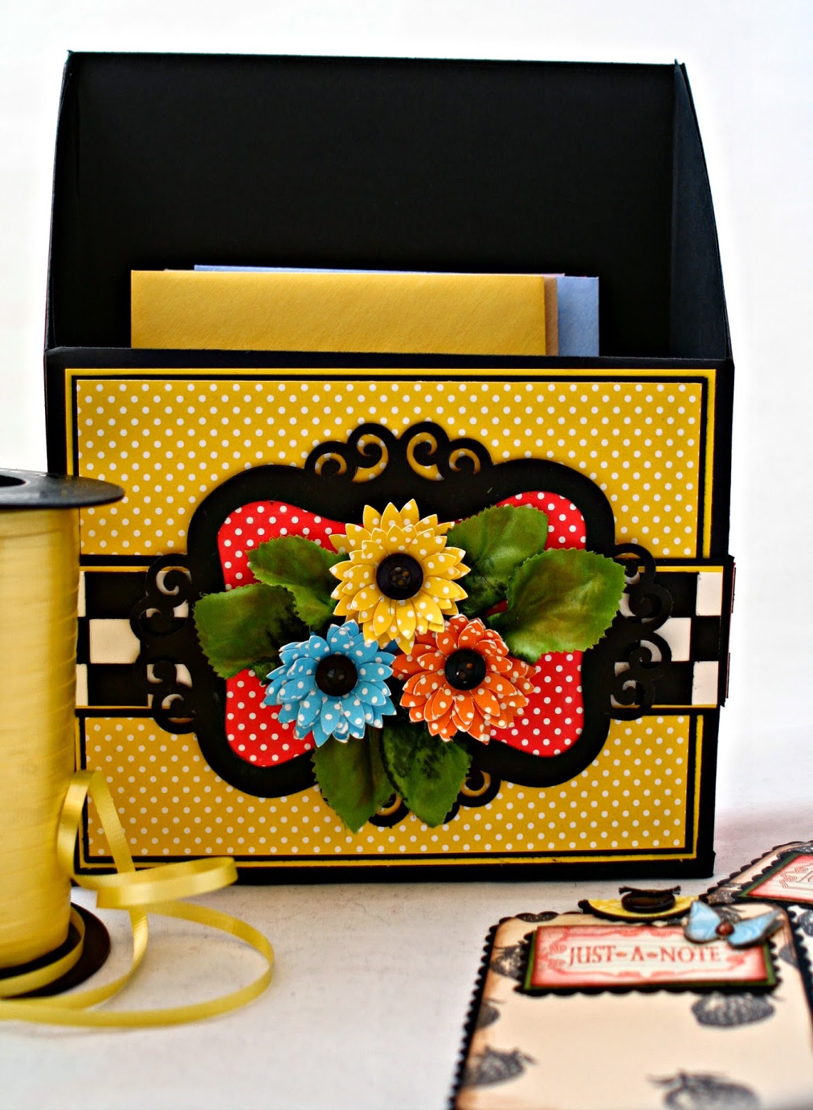 MarvinsDaughters DIY Greeting Card File