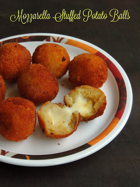 Mozzarella stuffed potato balls, cheese potato balls