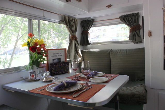 Cowgirl Cabins Trailer Rentals In Central Oregon Set Up Along