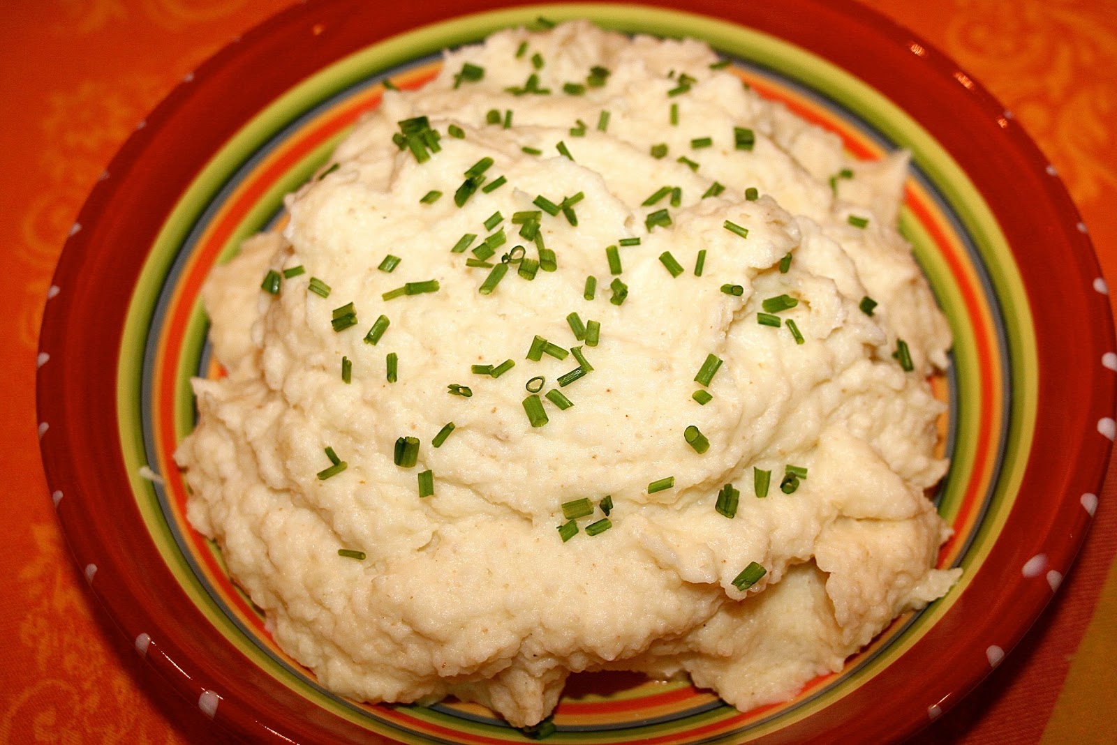 http://1.bp.blogspot.com/-HDOzlvOpLIg/UNtMHfEM-BI/AAAAAAAADzU/gEfg5JFsbmw/s1600/celery+root+puree+Simple+Living+&amp;+Eating.jpg