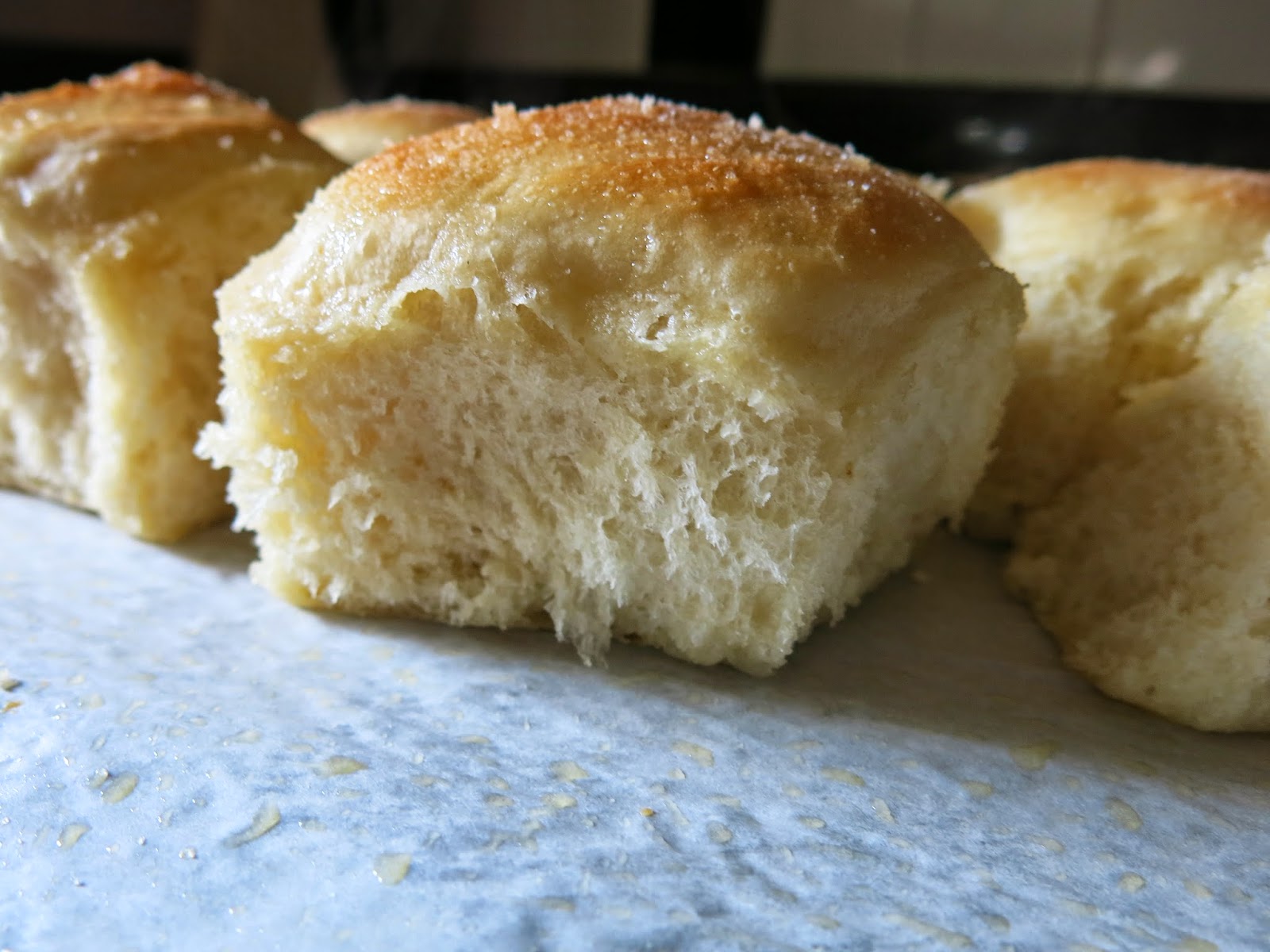 BJ Brinker's Home Cooking Garlic Soft Dinner Rolls