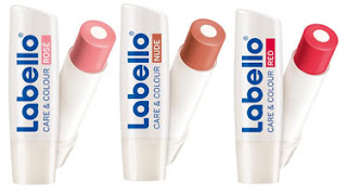 labello-care-and-colour-red-swatch-review