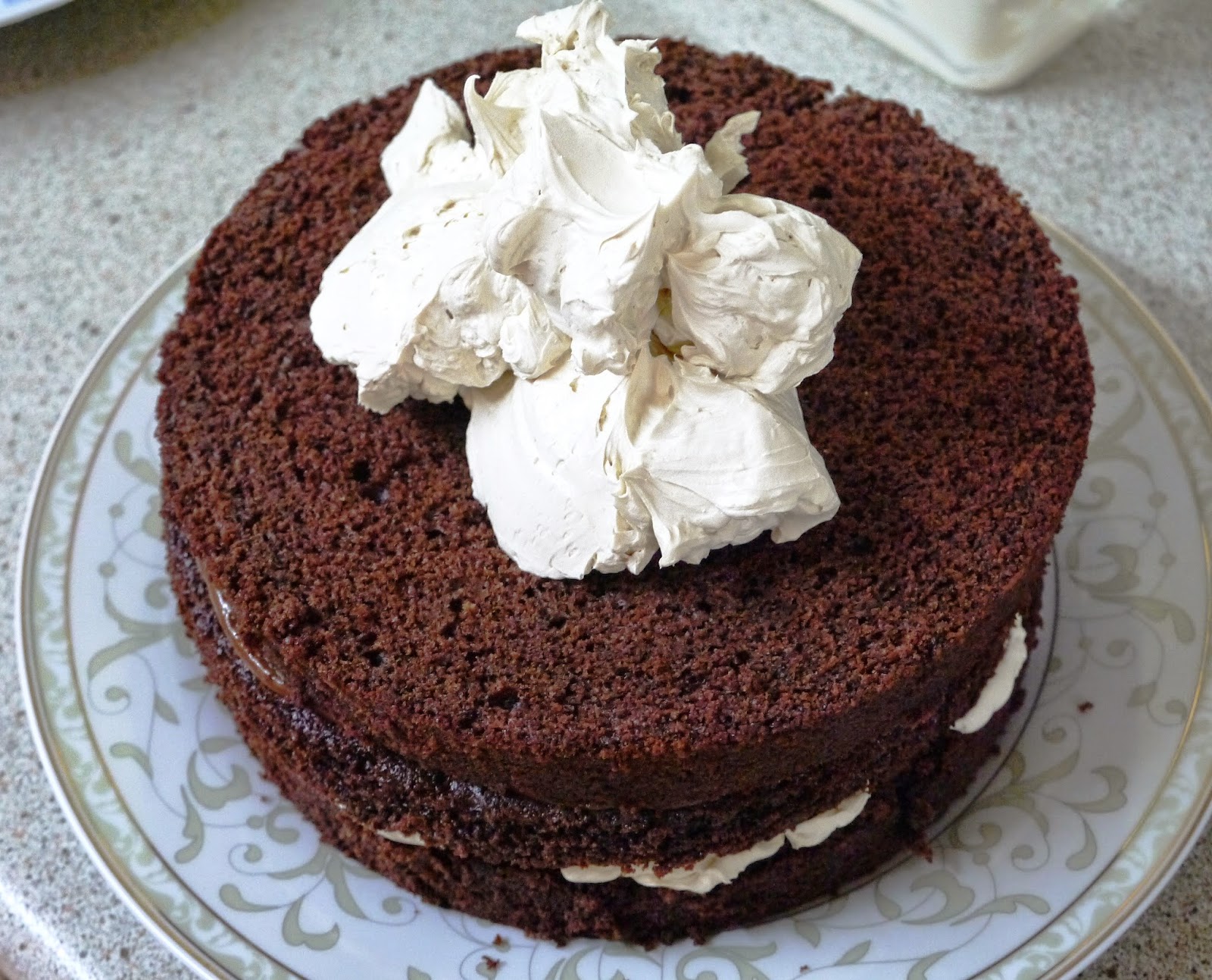 This Muslim Girl Bakes Cappuccino Fudge Cake