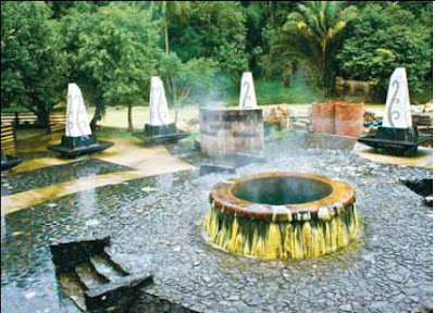 Raksawarin Hot Springs: Bathing in healthful minerals