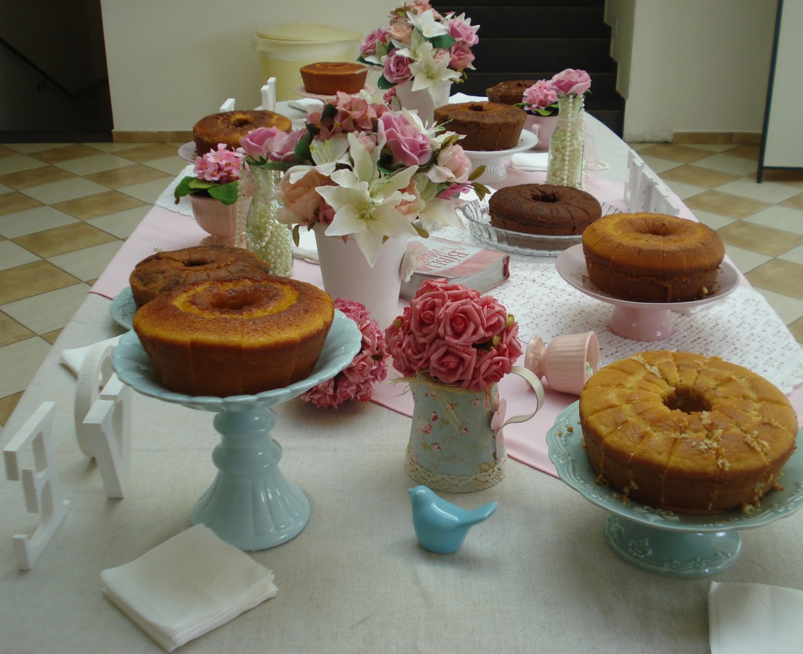 ATELIÊ DO CHÁ - FESTAS PERSONALIZADAS: DIA DAS MÃES - MESA CAFÉ MANHÃ